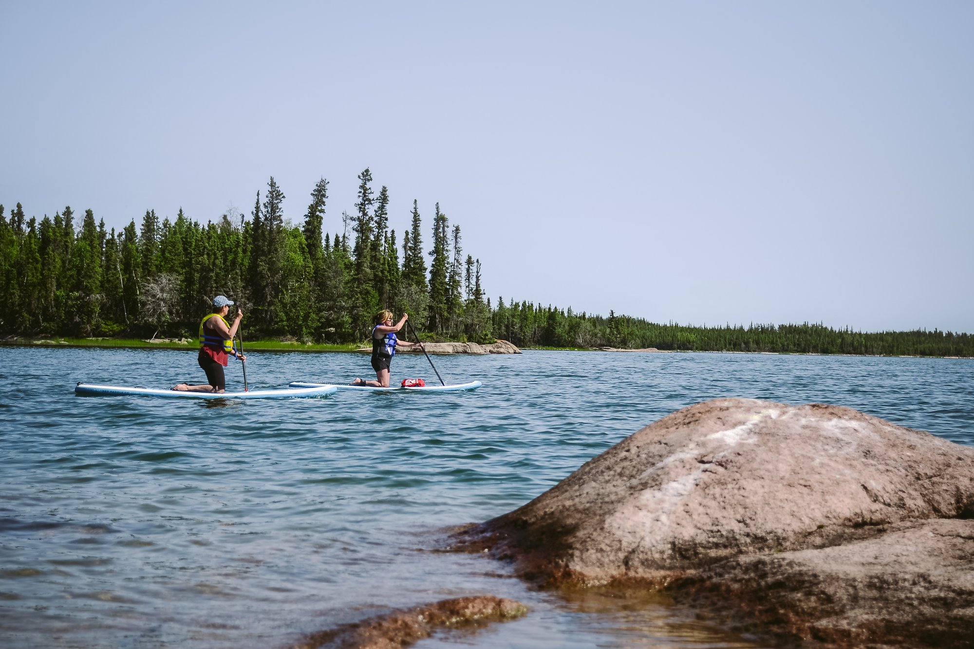 SUP Boarding-Eté-Samantha Stuart-Horizontal