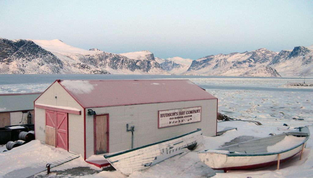 1280px-Old_blubber_station_at_Pangnirtung-4